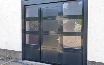 Torcenter Oberwart - Hofeinfahrtstor