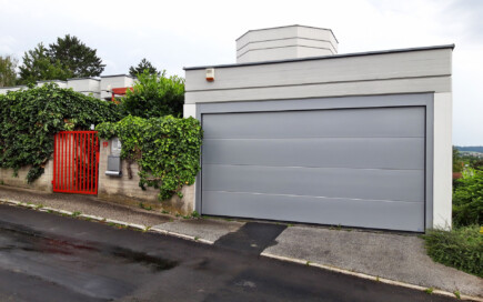 Torcenter Oberwart - Deckensektionaltor Stahl